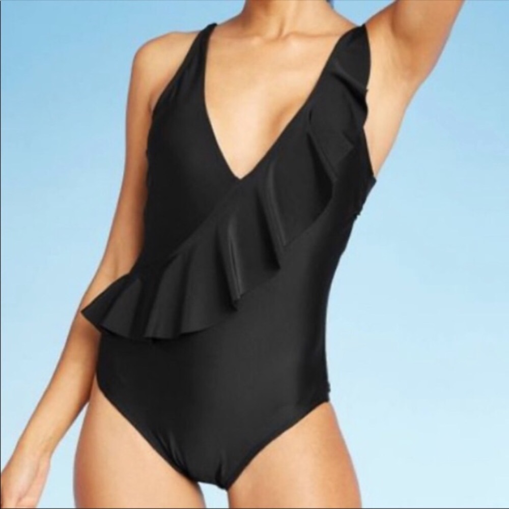 NWT kona sol black ruffle one piece swimsuit M